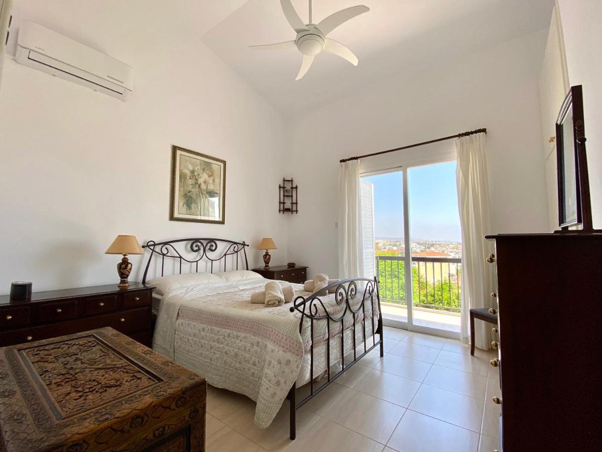 Villa Alicia With Priv Pool, Beautiful Garden And Shady Veranda- 5 Min To The Beach Peyia Esterno foto