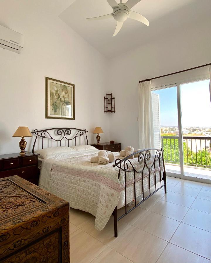Villa Alicia With Priv Pool, Beautiful Garden And Shady Veranda- 5 Min To The Beach Peyia Esterno foto